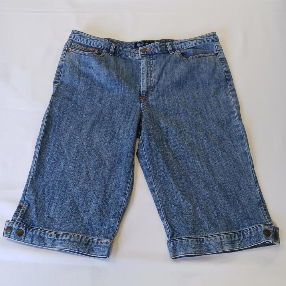 Relativity RN#70246 Women's Blue Mid-Rise Denim Stretch Shorts  Size 14 (36x15)